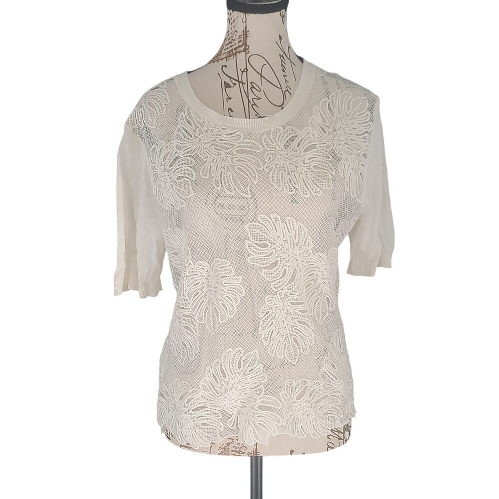 Loft ladies embroidered floral blouse Ivory lace Size Large Dainty offce career